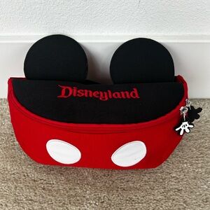 ❤️🖤NEVER USED DISNEY FANNY PACK🖤❤️